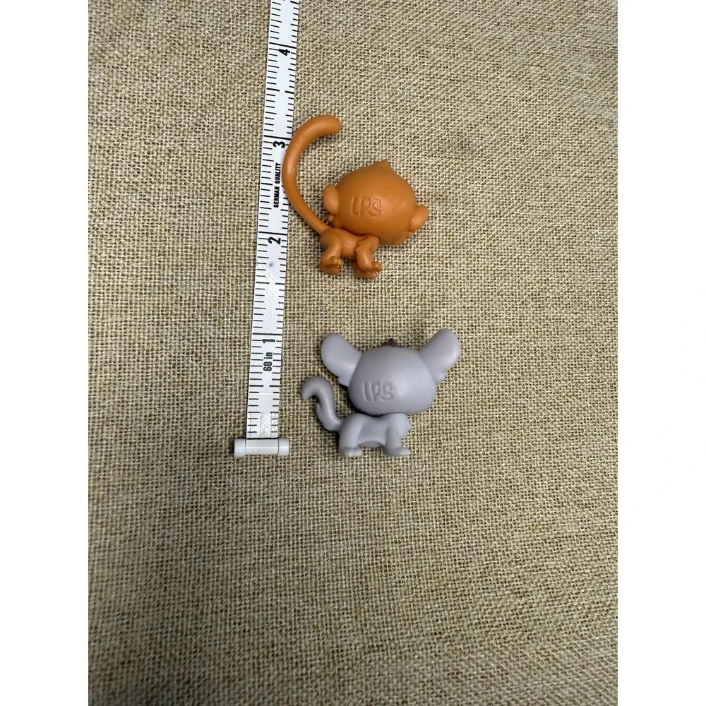 Littlest Pet Shop (LPS) #2-109 Shug Gliderman sugar glider toy & Monkey #2-108